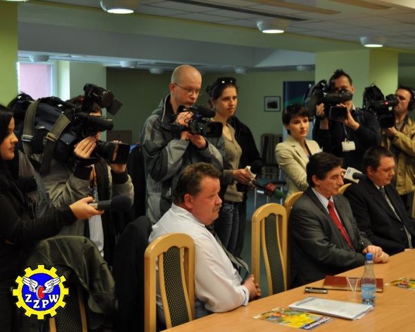 2010-03-30 - Pikieta przed siedzibą PR